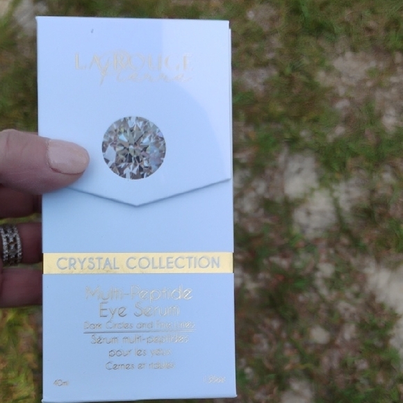 La Rouge Multi-Peptide Eye Serum - Picture 3 of 5